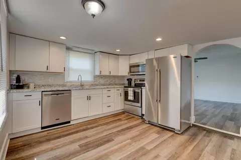 Kitchen - 132 Rucker Ave, Georgetown, KY 40324 photo 2 of 2