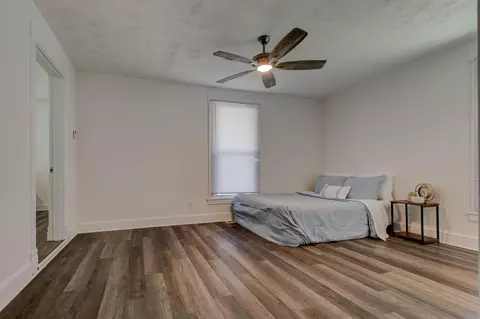 Bedroom - 132 Rucker Ave, Georgetown, KY 40324 photo 2 of 3