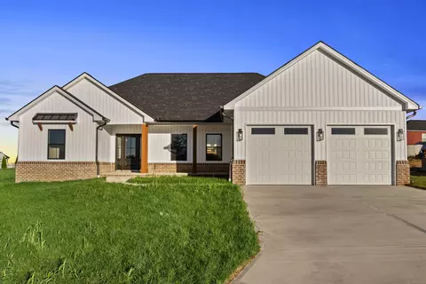 105 Bill Silvey Rd, Danville, KY 40422