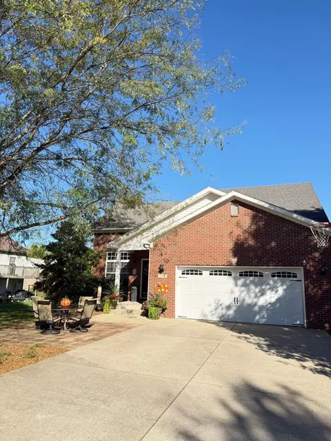 204 Jeff Ct, Frankfort, KY 40601