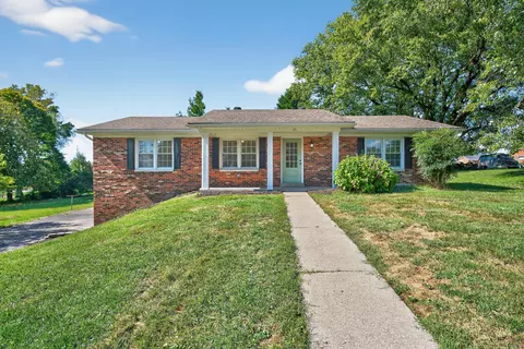 55 Donna Dr, Frankfort, KY 40601