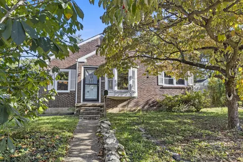 145 Lackawanna Rd, Lexington, KY 40503