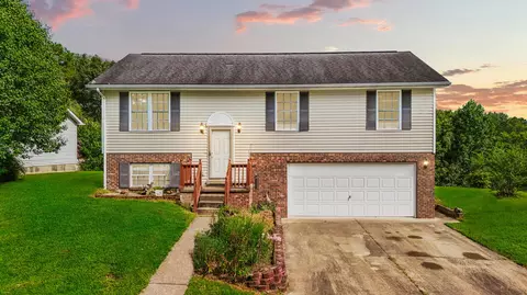 15 Walker Dr, Beattyville, KY 41311
