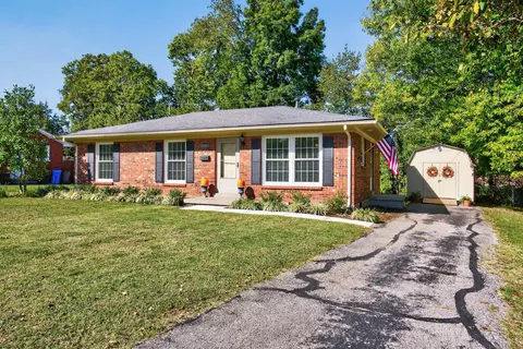 2401 Maplewood Dr, Lexington, KY 40503