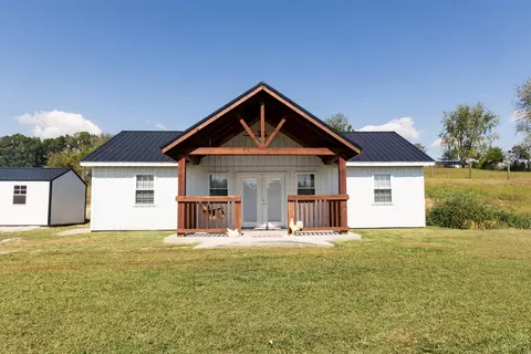 5100 Kendall Springs Rd, Owingsville, KY 40360