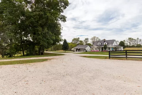 4960 Kendall Springs Rd, Owingsville, KY 40360