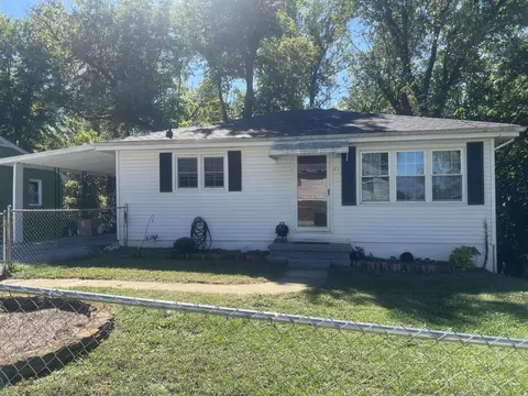 71 Lanter Dr, Shelbyville, KY 40065