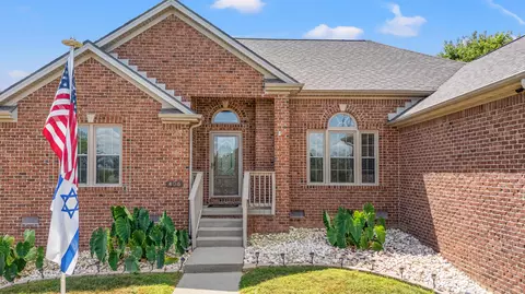 406 Koa Ct, Berea, KY 40403