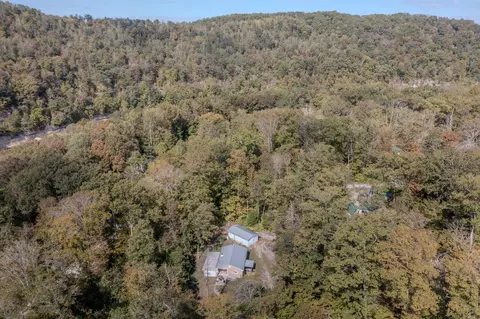 View/Area - 34 Jasper Circle Dr, Burnside, KY 42519 photo 6 of 10