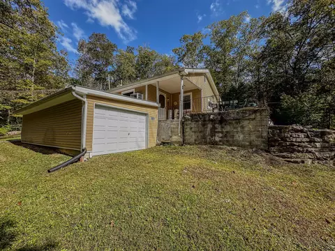 Exterior - 34 Jasper Circle Dr, Burnside, KY 42519 photo 5 of 12