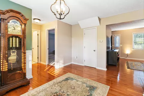 Entry Way - 430 Kelso Trl, Corbin, KY 40701 photo 1 of 1
