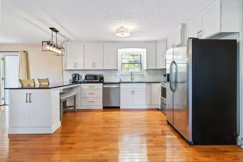 Kitchen - 430 Kelso Trl, Corbin, KY 40701 photo 1 of 4