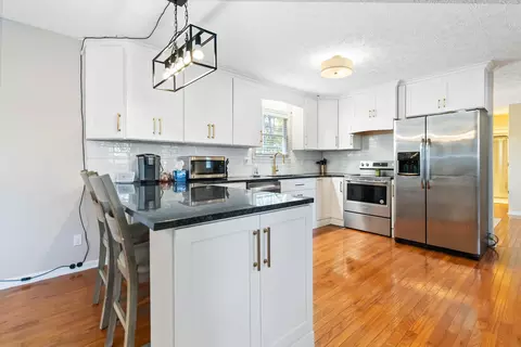 Kitchen - 430 Kelso Trl, Corbin, KY 40701 photo 2 of 4