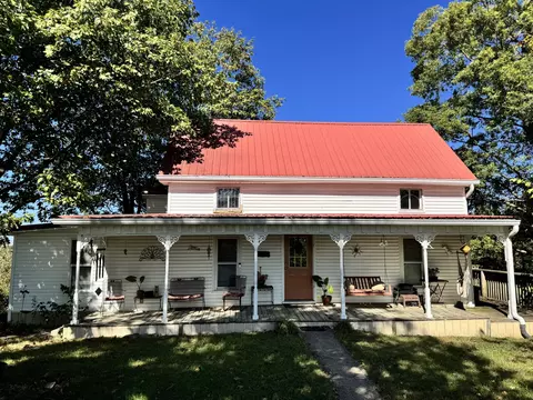 137 Wells Ln, Willisburg, KY 40078