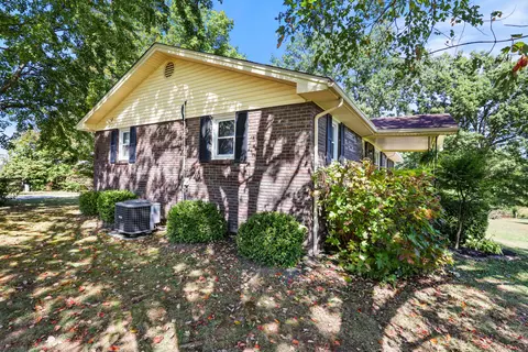 Exterior - 82 Wilson Rd, Keavy, KY 40737 photo 3 of 21