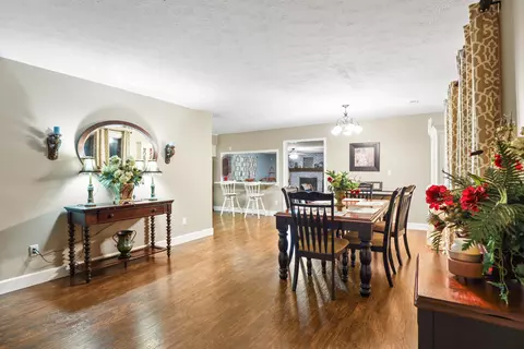 Dining - 82 Wilson Rd, Keavy, KY 40737 photo 1 of 2