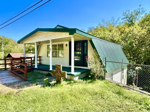 Exterior - 93 E Antioch Ave, Burnside, KY 42519 photo 3 of 12