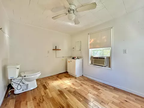 Bedroom - 93 E Antioch Ave, Burnside, KY 42519 photo 1 of 2