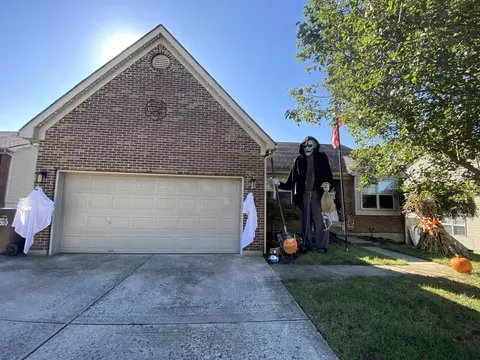 104 Old Post Rd, Paris, KY 40361
