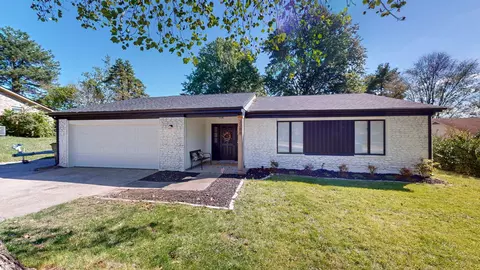 3288 Buckhorn Dr, Lexington, KY 40515