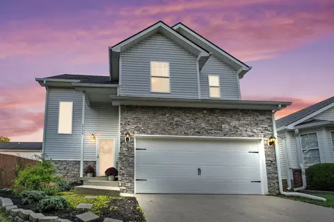 2720 Michelle Park, Lexington, KY 40511