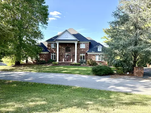 14 Windy Hills Dr, Somerset, KY 42501