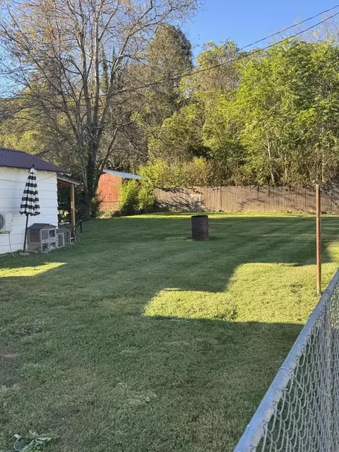 Exterior - 357 Hwy 522, Baxter, KY 40806 photo 2 of 3