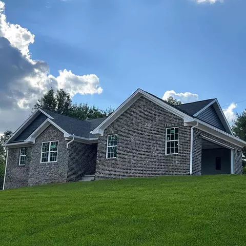 1905 Avalon Dr, Somerset, KY 42503
