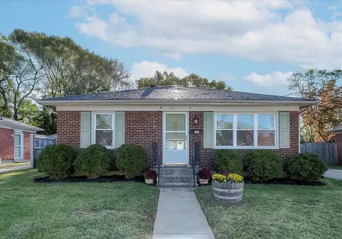 129 Sunset Dr, Frankfort, KY 40601