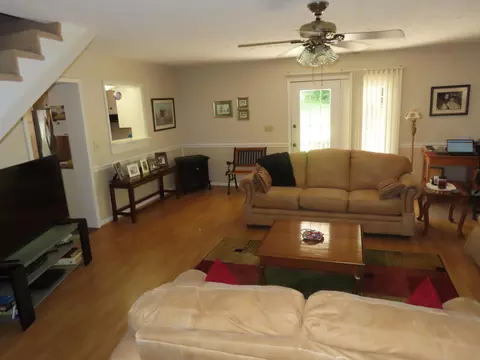 Living - 606 Rawcel St, Morehead, KY 40351 photo 1 of 3