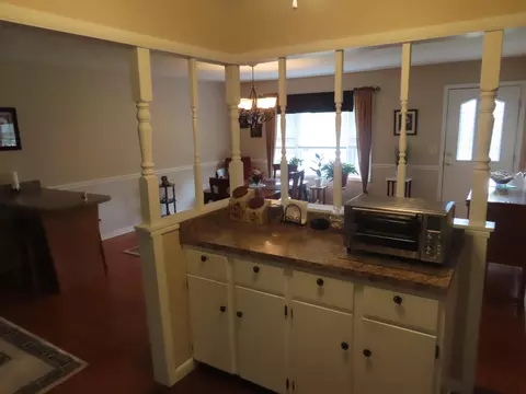Kitchen - 606 Rawcel St, Morehead, KY 40351 photo 4 of 4
