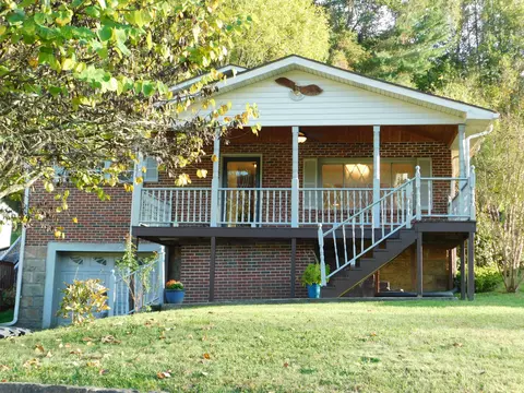 28 Wolf Hollow Rd, Baxter, KY 40806 photo 1