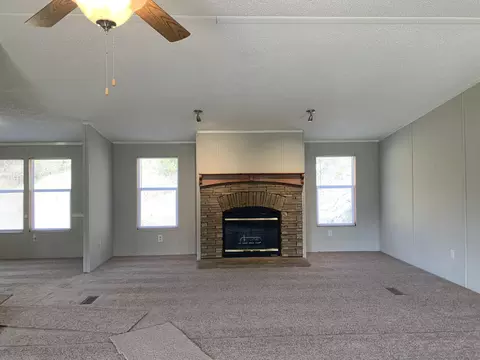 Living - 8707 State Highway 773, Denton, KY 41132 photo 7 of 7