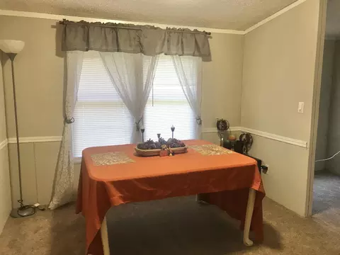 Dining - 8707 State Highway 773, Denton, KY 41132 photo 1 of 1