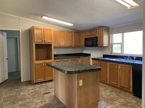 Kitchen - 8707 State Highway 773, Denton, KY 41132 photo 5 of 6
