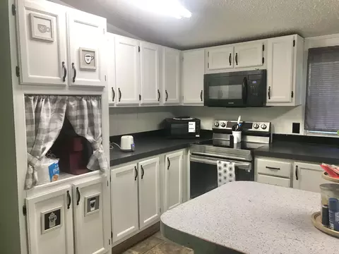 Kitchen - 8707 State Highway 773, Denton, KY 41132 photo 2 of 6