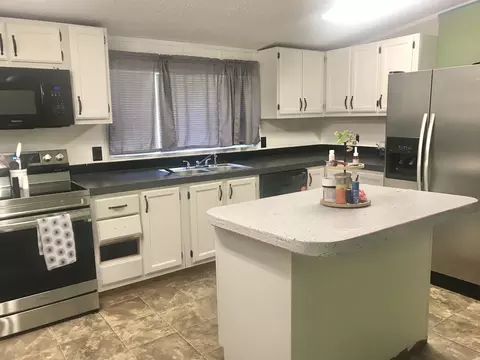 Kitchen - 8707 State Highway 773, Denton, KY 41132 photo 3 of 6