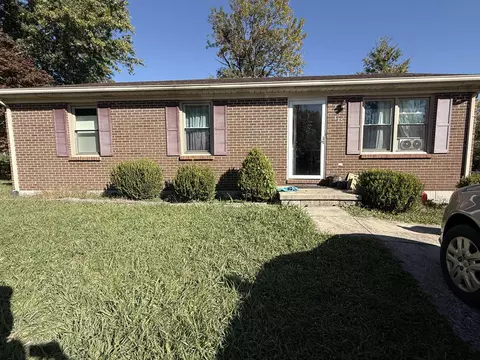 115 Locker Ct, Berea, KY 40403