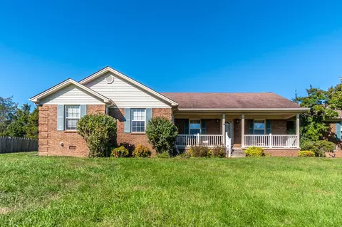 116 Raven Dr, Berea, KY 40403
