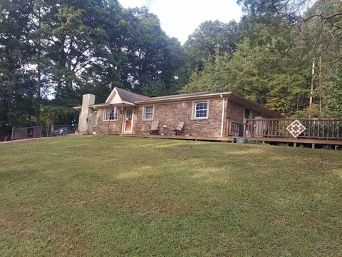 778 Dry Branch Rd, Irvine, KY 40336
