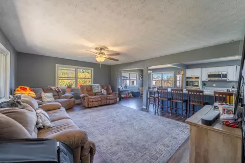 276 Long Branch Rd, Berea, KY 40403 photo 9