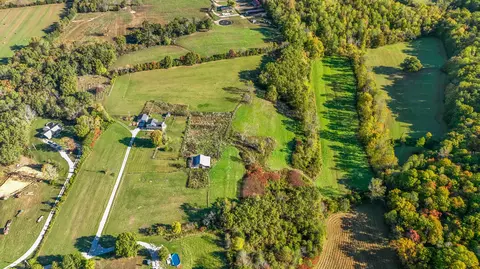 276 Long Branch Rd, Berea, KY 40403 photo 3