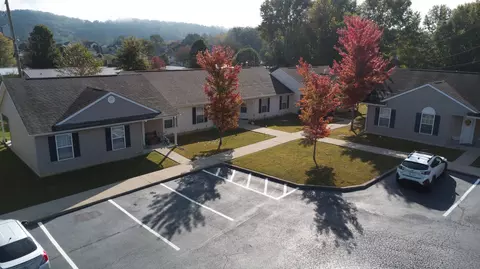 37 Pinecrest Dr, Louisa, KY 41230 photo 5