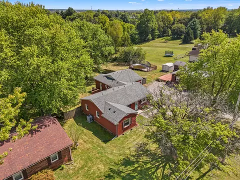 View/Area - 2495 Cincinnati Rd, Georgetown, KY 40324 photo 1 of 7