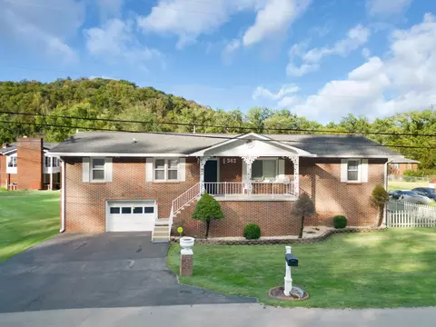 342 Ward Ave, Prestonsburg, KY 41653