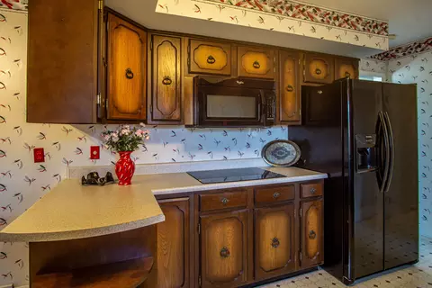 Kitchen - 710 Adams St, Corbin, KY 40701 photo 2 of 4