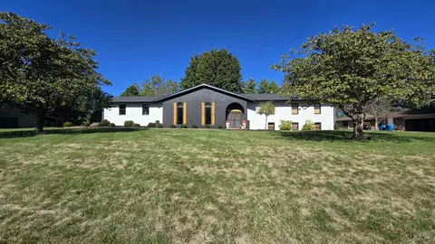 2235 Bahama Rd, Lexington, KY 40509