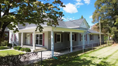 Exterior - 418 Engineer St, Corbin, KY 40701 photo 4 of 6