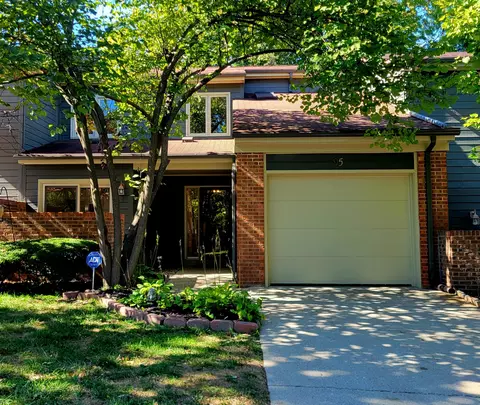 3475 Lyon Dr, Lexington, KY 40513