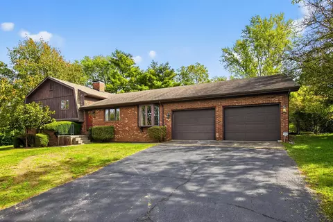 1060 Shakertown Rd, Danville, KY 40422